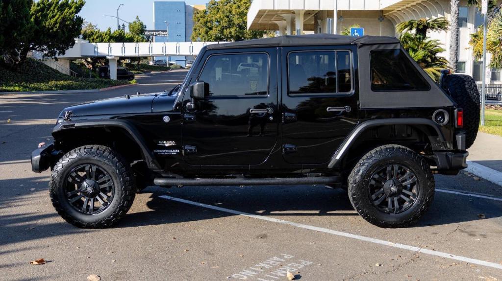 used 2015 Jeep Wrangler Unlimited car, priced at $18,995