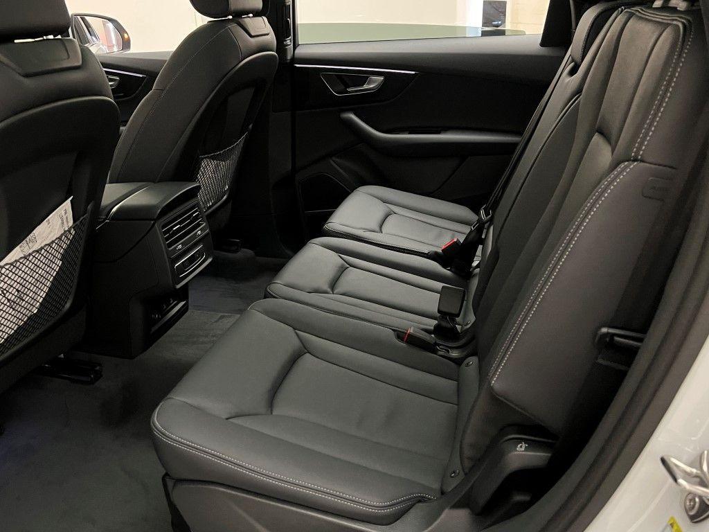 new 2026 Audi Q7 car, priced at $68,295