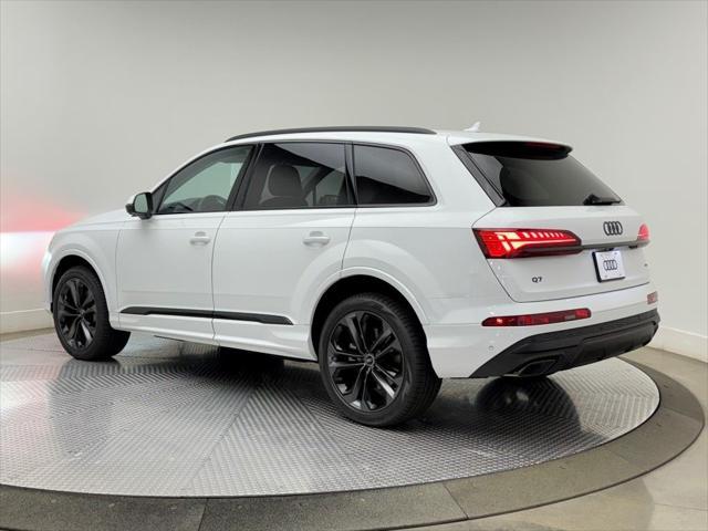 new 2025 Audi Q7 car, priced at $77,090