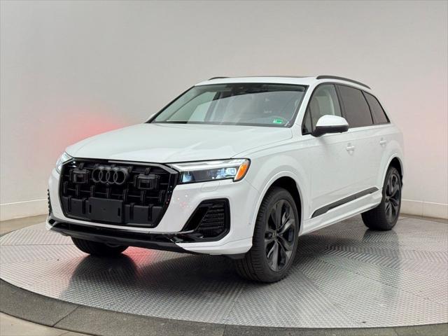 new 2025 Audi Q7 car, priced at $77,090