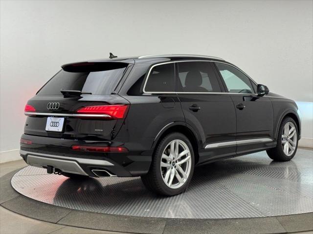 new 2025 Audi Q7 car, priced at $76,350