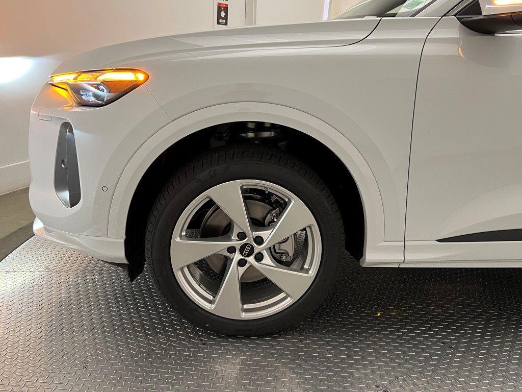 new 2025 Audi Q5 car, priced at $61,950