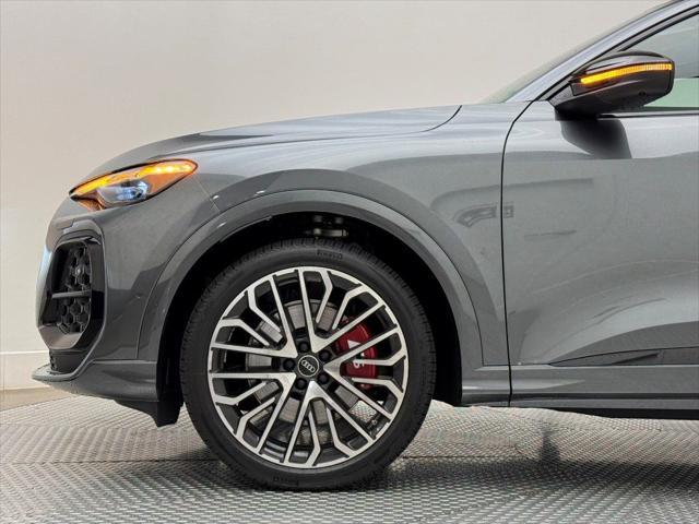 new 2025 Audi SQ5 car, priced at $74,265