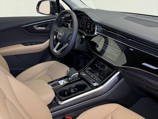 new 2025 Audi Q7 car, priced at $72,190