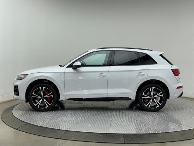 new 2025 Audi Q5 car, priced at $60,200