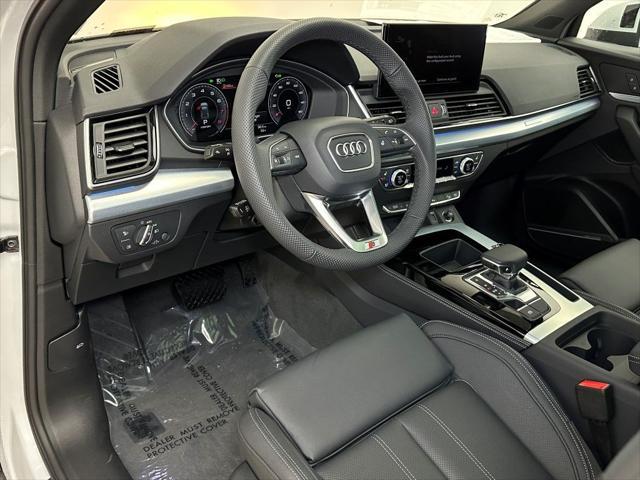 new 2025 Audi Q5 car, priced at $60,200