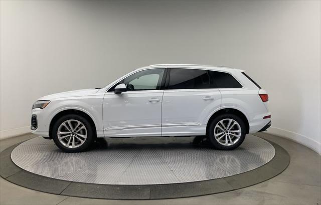 new 2025 Audi Q7 car, priced at $75,800