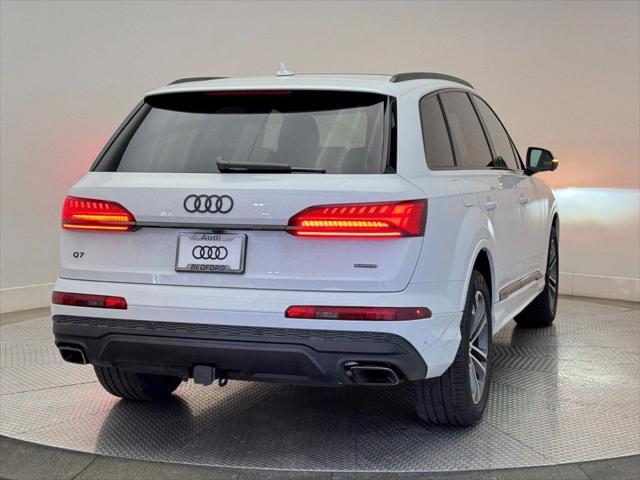 new 2025 Audi Q7 car, priced at $71,540