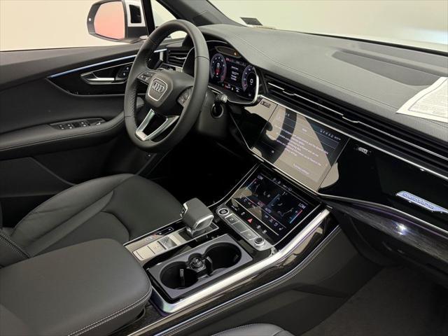 new 2025 Audi Q7 car, priced at $77,580
