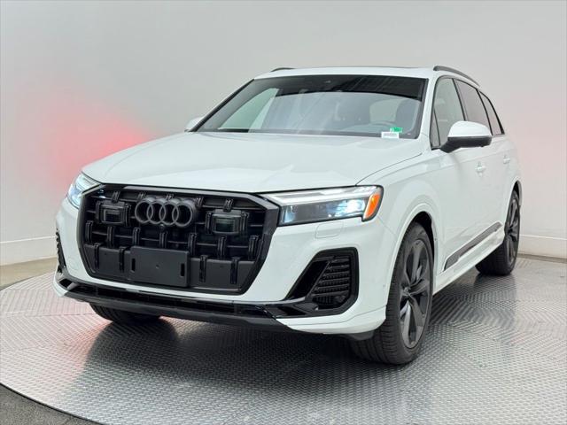 new 2025 Audi Q7 car, priced at $77,580
