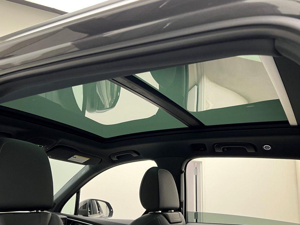 new 2026 Audi Q7 car, priced at $68,295
