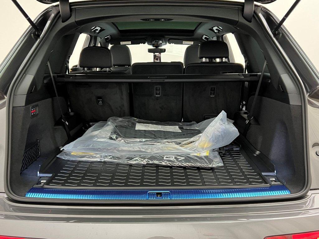 new 2026 Audi Q7 car, priced at $68,295
