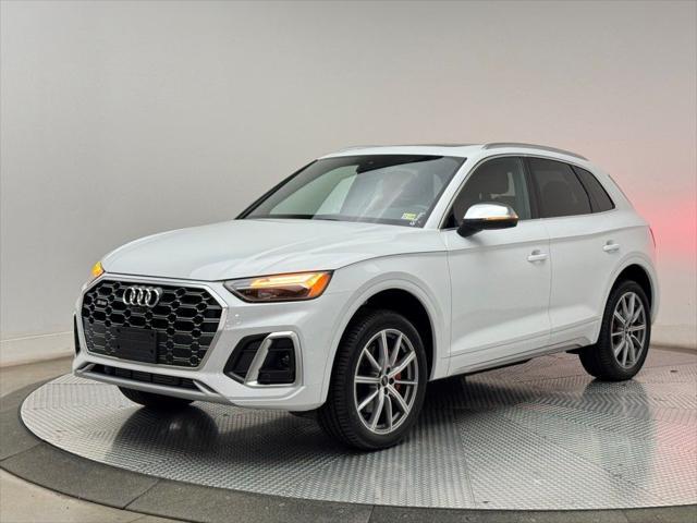 new 2025 Audi SQ5 car, priced at $67,165