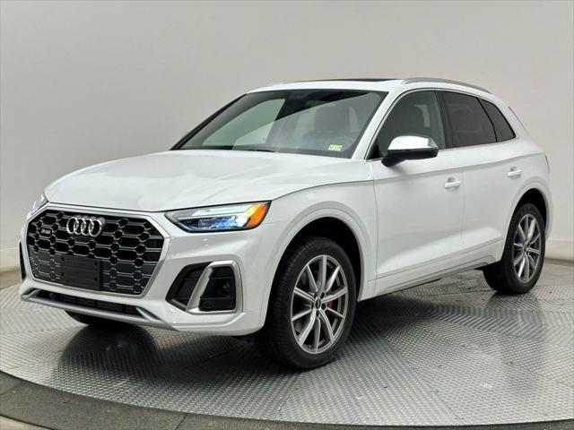 new 2025 Audi SQ5 car, priced at $66,165