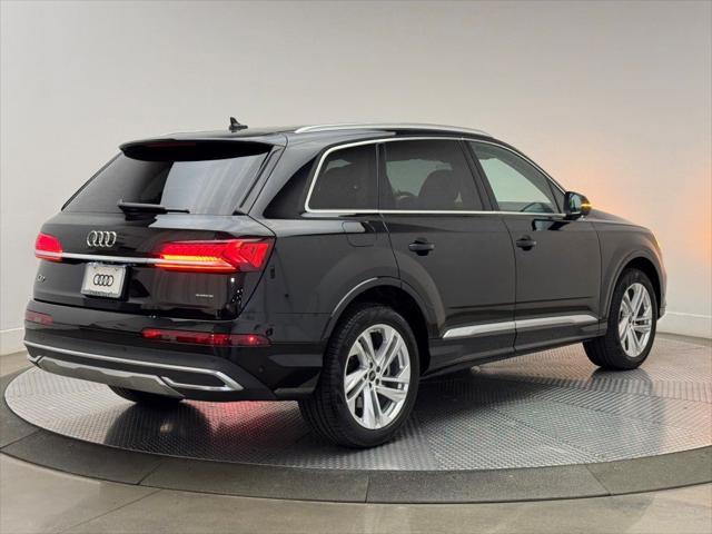 used 2024 Audi Q7 car, priced at $53,900