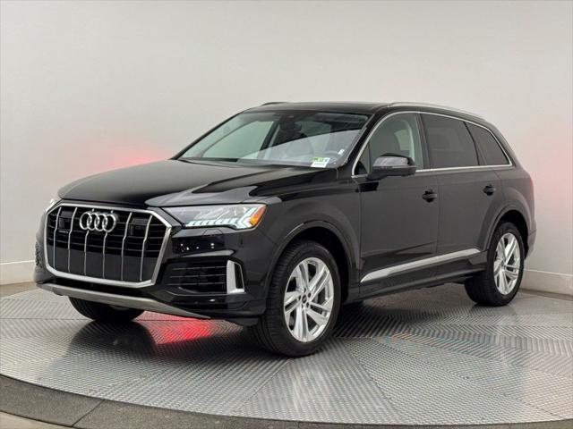 used 2024 Audi Q7 car, priced at $53,900