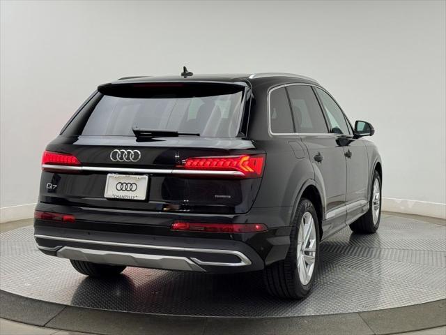 used 2024 Audi Q7 car, priced at $53,900