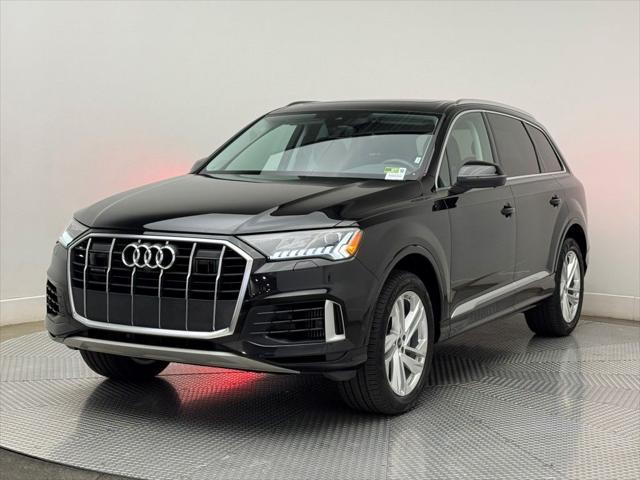 used 2024 Audi Q7 car, priced at $53,900