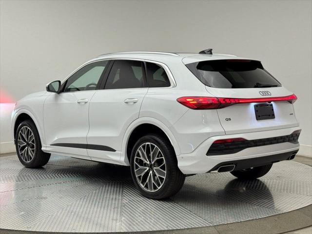new 2025 Audi Q5 car, priced at $60,975