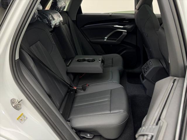 new 2025 Audi Q5 car, priced at $60,975