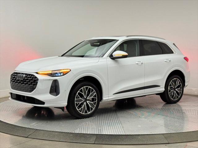new 2025 Audi Q5 car, priced at $60,975