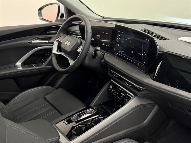 new 2025 Audi Q5 car, priced at $60,975