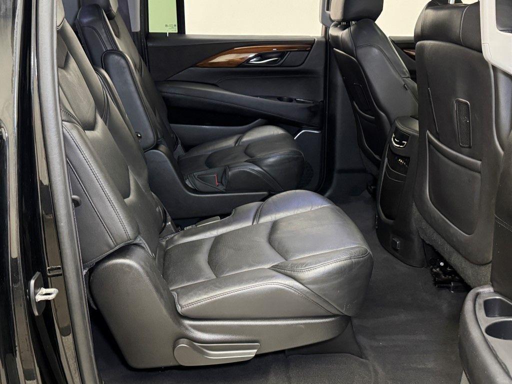 used 2015 Cadillac Escalade ESV car, priced at $16,900