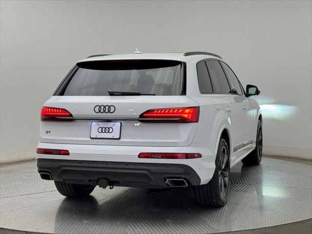 new 2025 Audi Q7 car, priced at $77,605