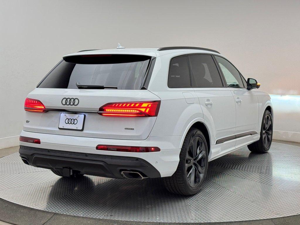 new 2025 Audi Q7 car, priced at $83,880