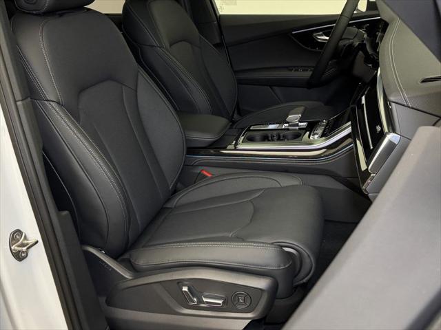 new 2025 Audi Q7 car, priced at $83,880