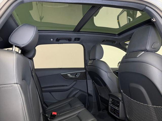 new 2025 Audi Q7 car, priced at $83,880