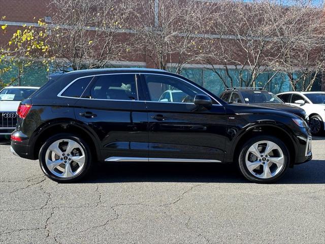 new 2025 Audi Q5 car, priced at $58,175