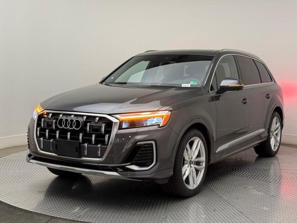 new 2025 Audi Q7 car, priced at $76,480