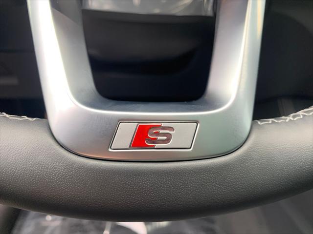 used 2022 Audi SQ5 car, priced at $42,500