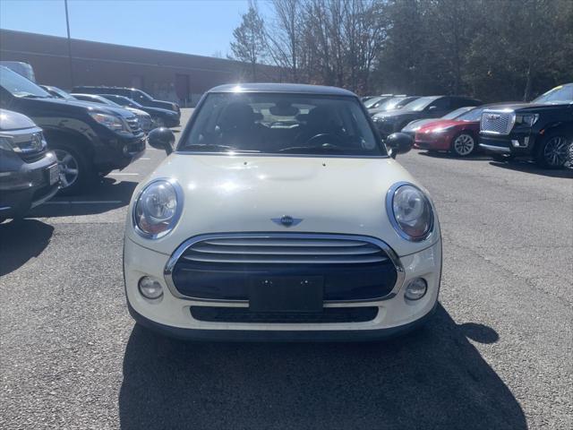 used 2014 MINI Hardtop car, priced at $9,900