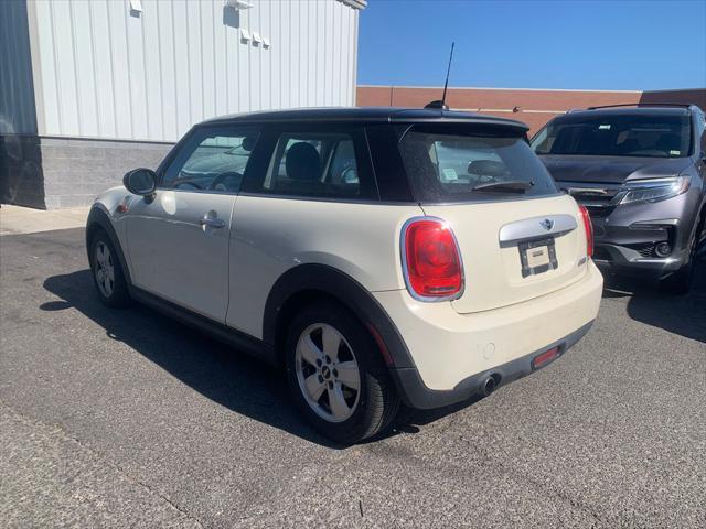 used 2014 MINI Hardtop car, priced at $9,900