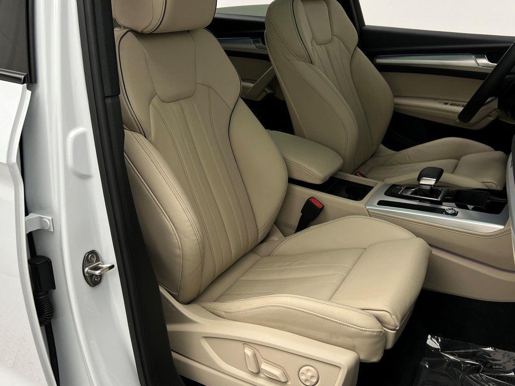 used 2025 Audi Q5 car, priced at $44,900