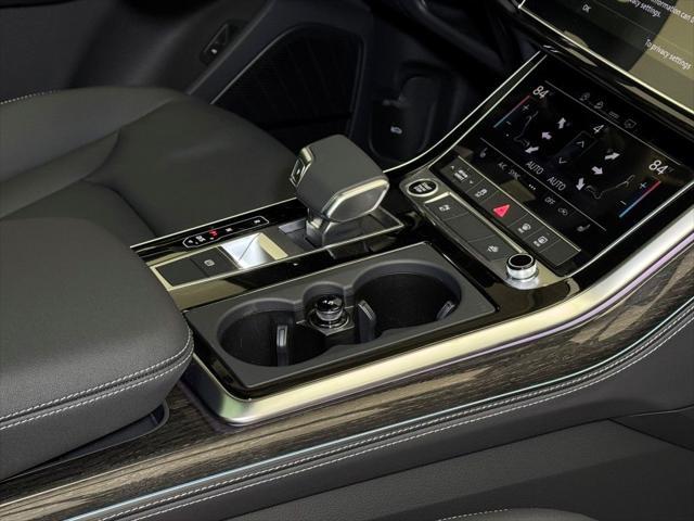 new 2025 Audi Q7 car, priced at $74,700