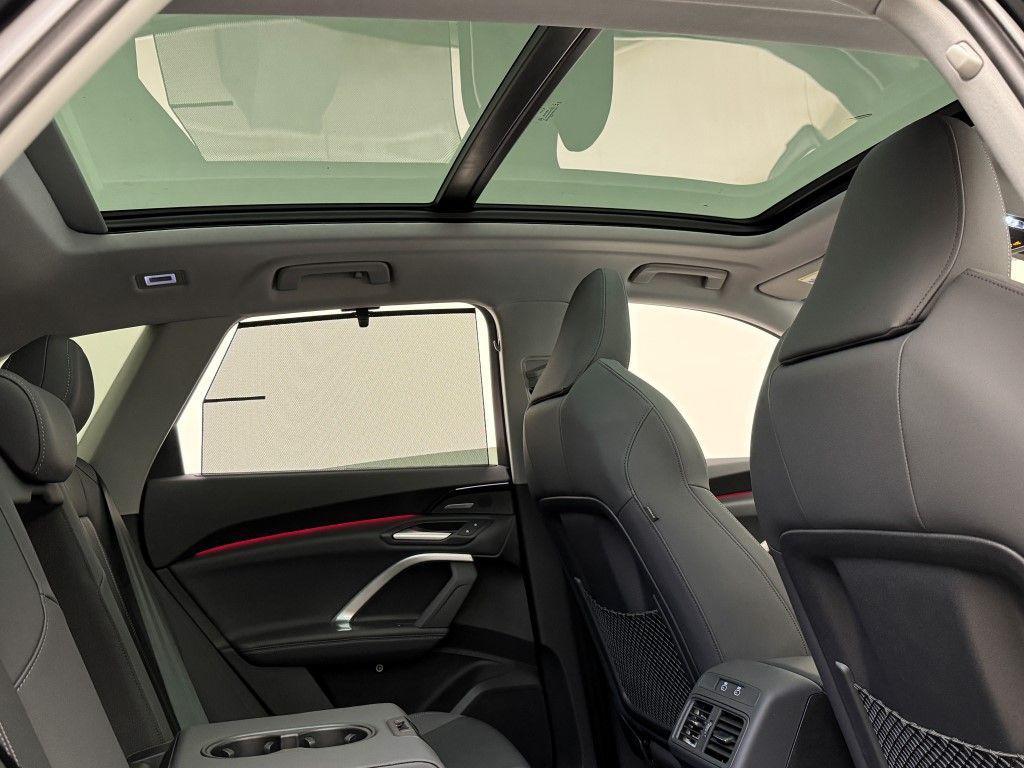 new 2025 Audi Q5 car, priced at $60,975