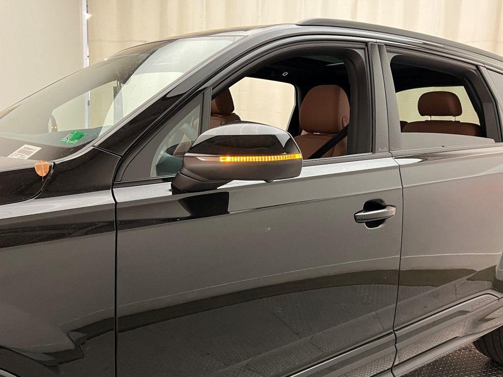 new 2026 Audi Q7 car, priced at $68,295