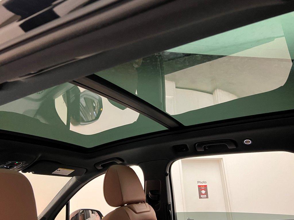 new 2026 Audi Q7 car, priced at $68,295