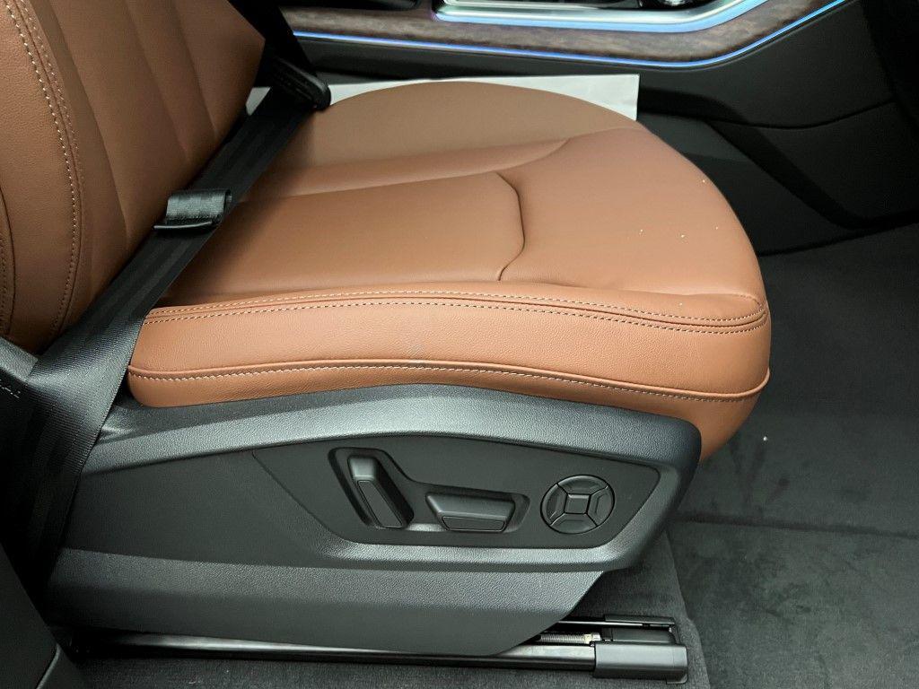 new 2026 Audi Q7 car, priced at $68,295
