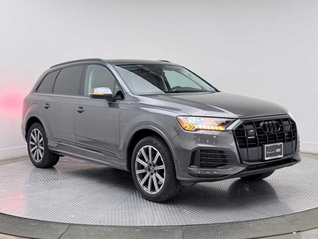 used 2023 Audi Q7 car, priced at $41,901