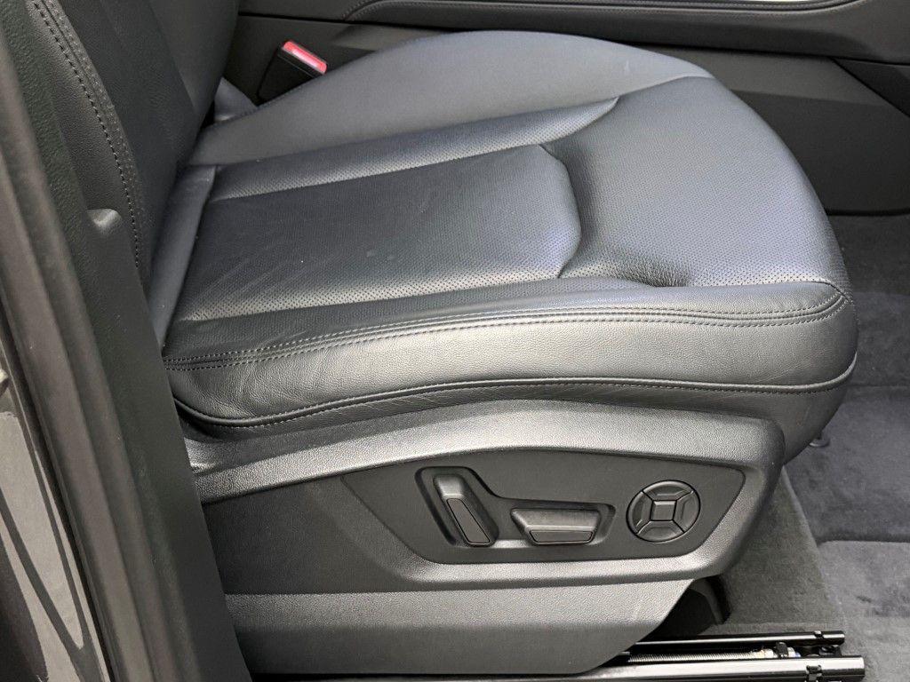 used 2023 Audi Q7 car, priced at $41,901