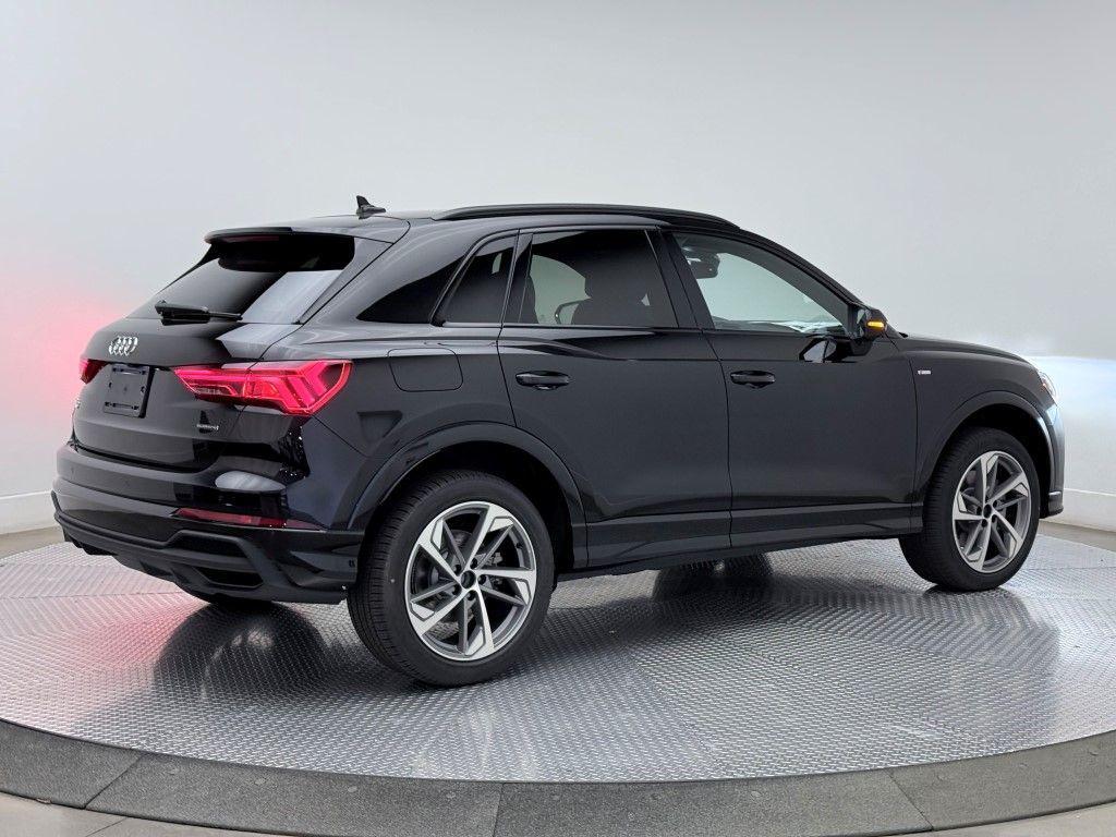 new 2025 Audi Q3 car, priced at $44,060