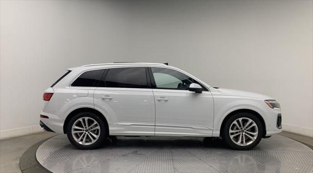 new 2025 Audi Q7 car, priced at $81,830