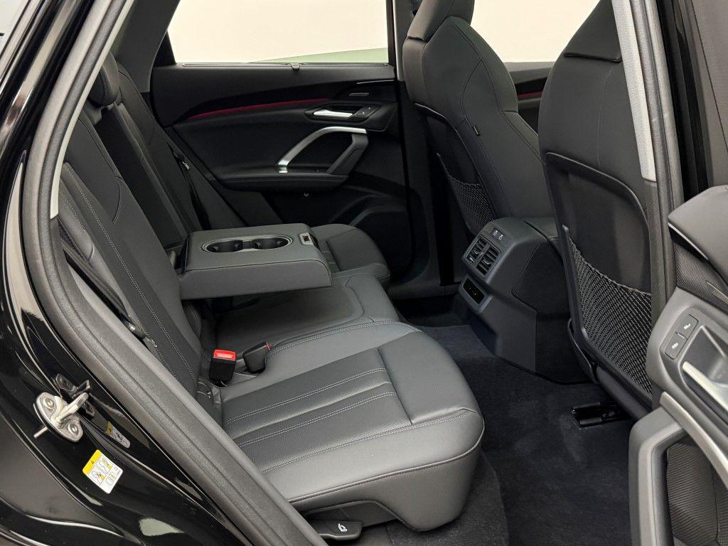 new 2025 Audi Q5 car, priced at $61,300