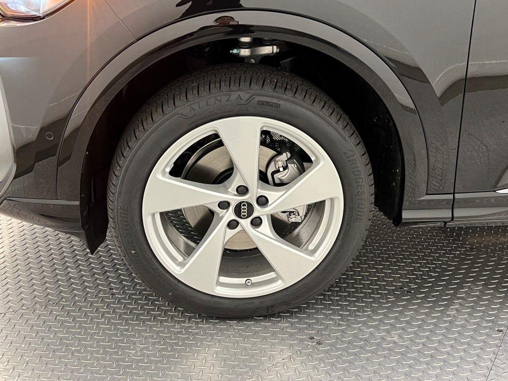 new 2025 Audi Q5 car, priced at $64,050