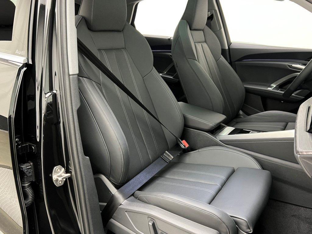 new 2025 Audi Q5 car, priced at $64,050