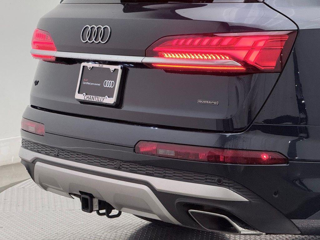 used 2025 Audi Q7 car, priced at $54,900